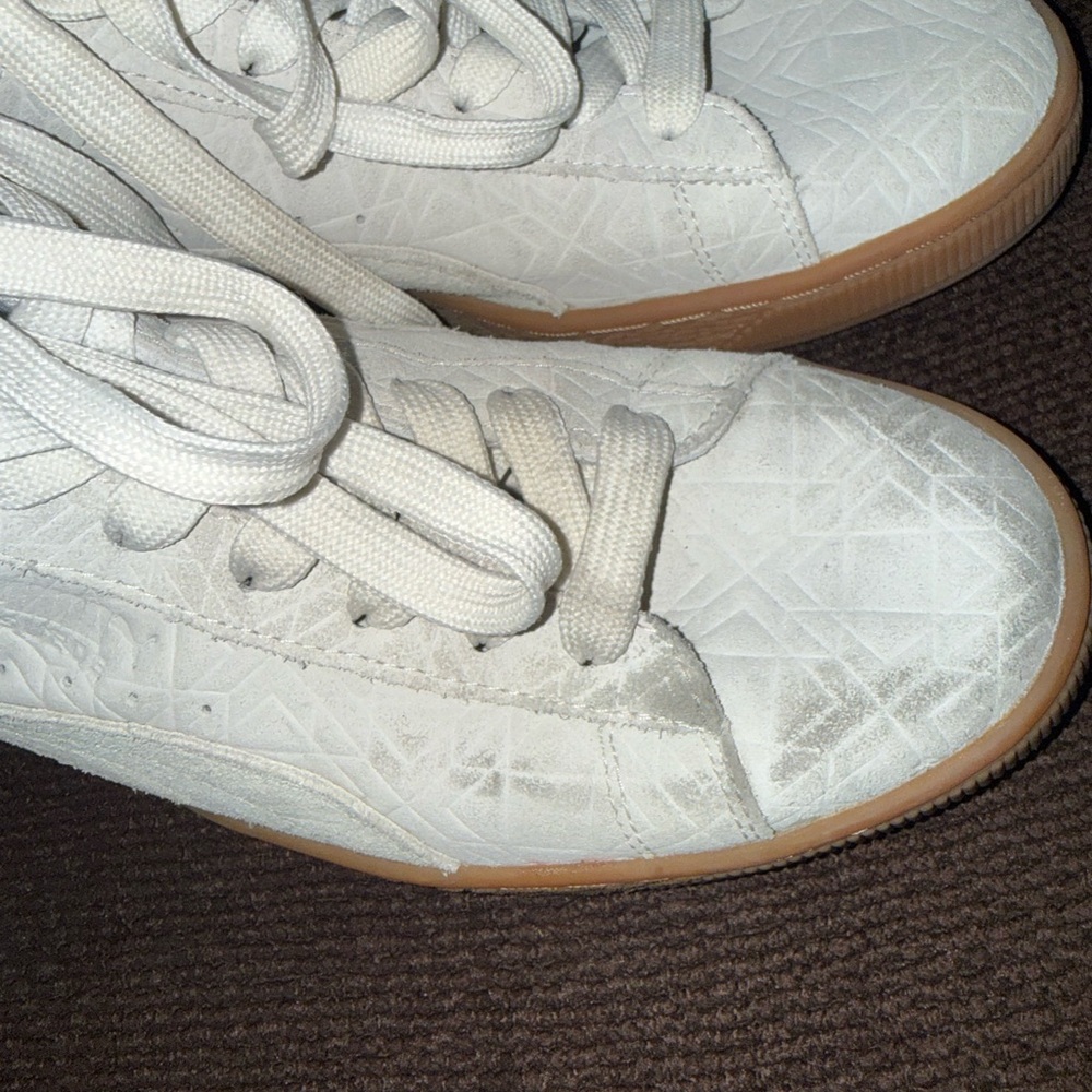 Puma Creamy White Sneakers with